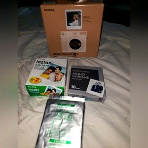 Fujifilm instax square sq1 instant camera in cream/ivory with 40 sheets of film